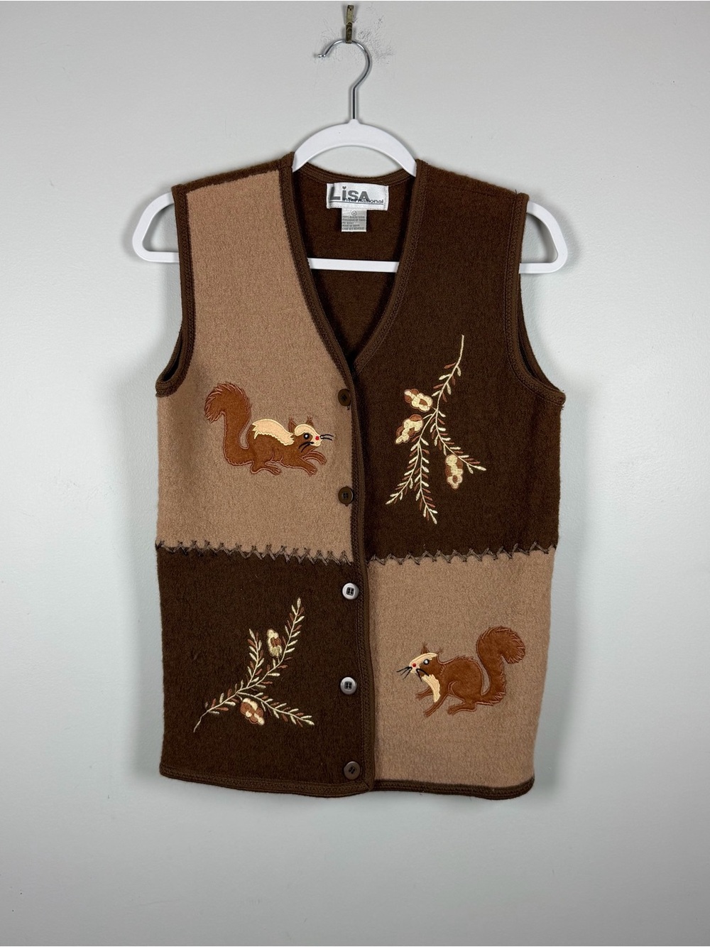 VTG Lisa Boiled Wool Vest Embroidered Fall Squirrel Teacher Sweater Vest Medium